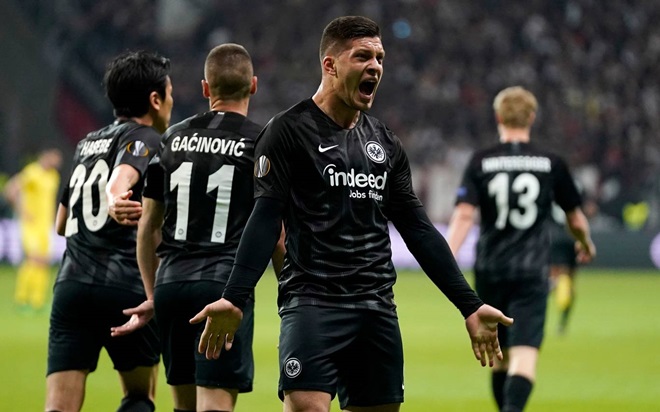 4 điểm nhấn Frankfurt 1-1 Chelsea: “Siêu tiền đạo” Jovic và kỉ lục bất bại của Sarri_69285d17341cd.jpeg