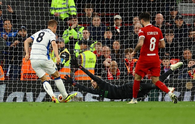 4 nỗi thất vọng lớn của Liverpool trong trận thua Atalanta: Quá nhiều “chân gỗ”_6928414034c4c.jpeg