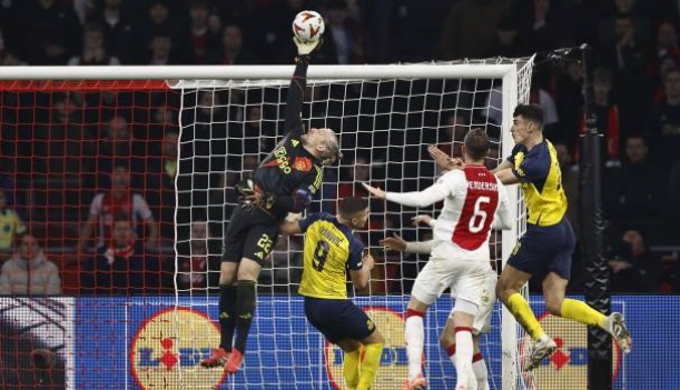 Ajax hút chết, giành vé đi tiếp sau 120 phút_69283b8133cc0.jpeg