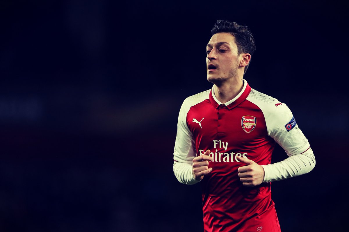 Arsenal đặt một chân vào bán kết: Ramsey hay, nhưng Ozil sáng nhất_692863d95339d.jpeg