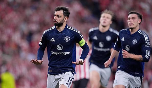 Bilbao 0-3 M.U: Chiếc thẻ đỏ bước ngoặt; Vé chung kết chờ “Quỷ đỏ”_69283876c093c.jpeg