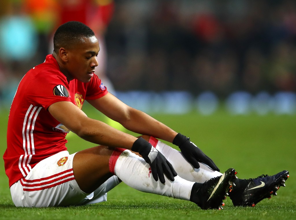 “Càng ngày, cậu ta càng chơi giống Depay”_692867422389a.jpeg