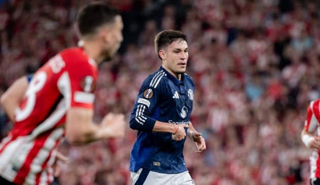 Casemiro và Fernandes rực sáng nhưng đừng quên Ugarte_6928383498cf8.jpeg