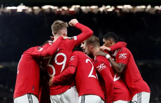 Chấm điểm M.U: Ngôi sao ‘tốn bóng’; Điểm 8 duy nhất_69284b5223209.jpeg