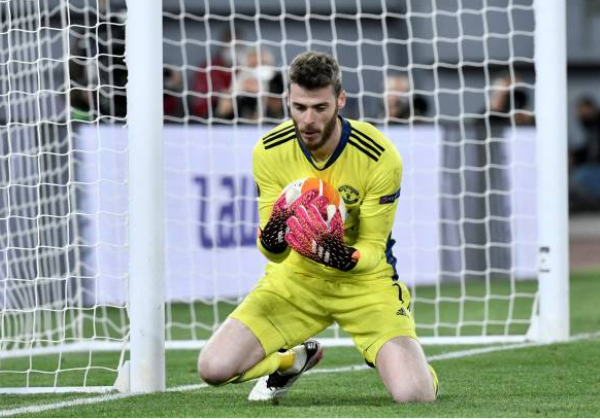 Chấm điểm Man Utd trận AS Roma: “Thánh Tôn” trổ tài, “siêu dự bị” đội sổ_69284e93c6f40.png