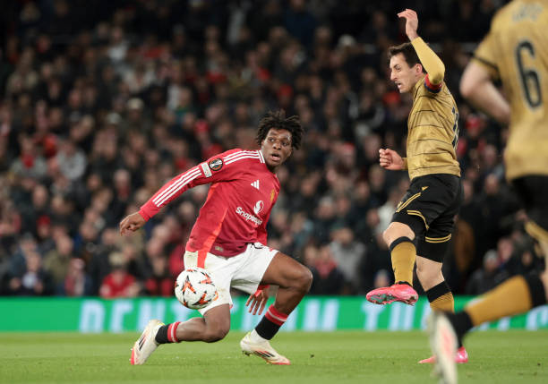 Dorgu thăng hoa: Kỹ năng ẩn giúp MU kiểm soát trận đấu_69283a5b2f135.jpeg