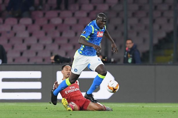 Fan Man Utd quay ngoắt 180 độ vì Koulibaly_69285da515045.jpeg