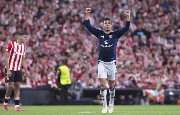 Ferdinand ca ngợi Casemiro sau chiến thắng 3-0 của Man Utd_6928387019611.jpeg