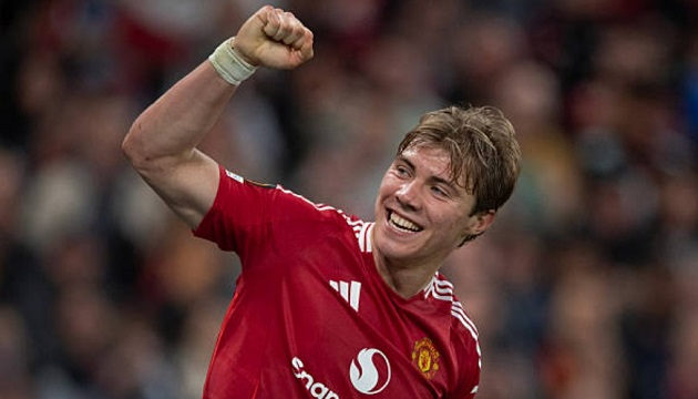 Gary Neville dự đoán Man United sẽ thắng Tottenham ở chung kết Europa League_6928371ea6908.jpeg