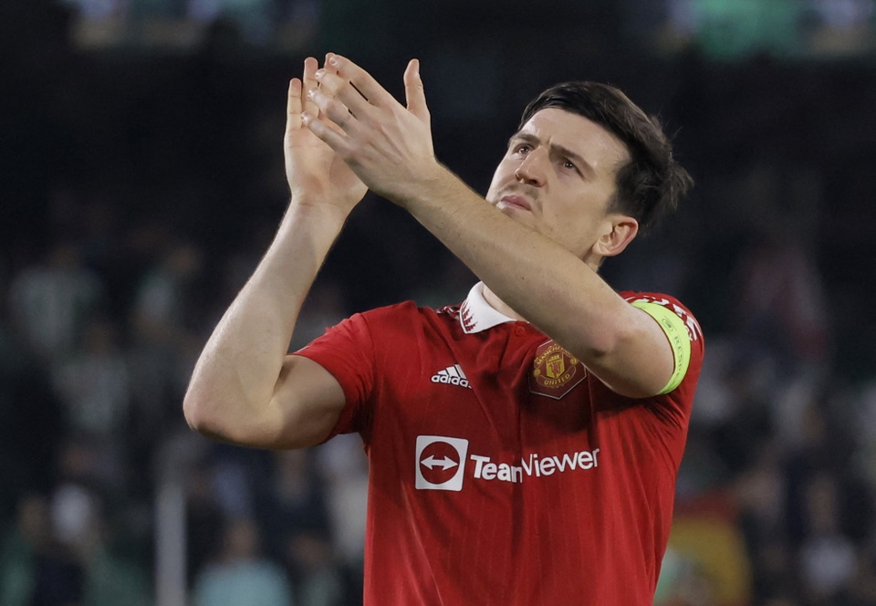 HLV Real Betis: Ngân sách của MU gấp 10 lần chúng tôi_6928462527de7.jpeg