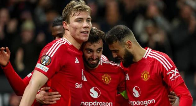 Hojlund thẳng thắn về mùa giải thất bát của Man United_69283a0b5b001.jpeg