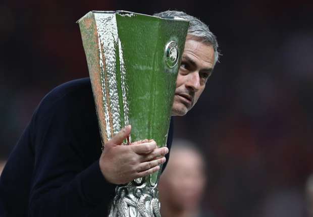 M.U vô địch, Mourinho là HLV đầu tiên làm được điều này_692865f449178.jpeg