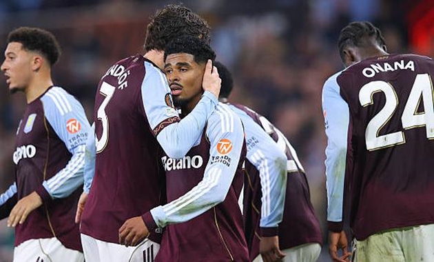 Maatsen tỏa sáng, Aston Villa thắng dễ Maccabi Tel Aviv_692834cfca7f0.jpeg