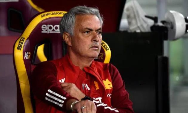 Mourinho: “Cậu ấy có thể chơi bất cứ đâu”_6928433ee2c5d.jpeg