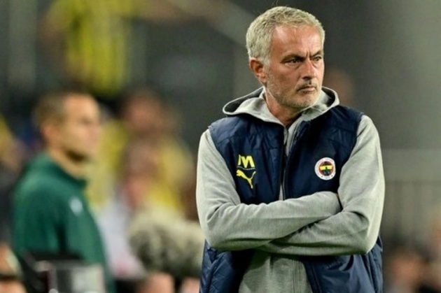 Mourinho: ‘Điều duy nhất thay đổi là vẻ ngoài của tôi’_69283f7a9d822.jpeg