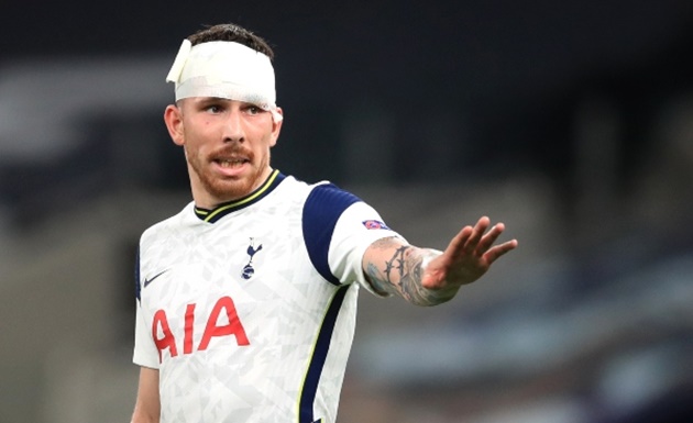 Mourinho: “Tất cả chúng tôi gọi cậu ấy là Zidane”_6928530a6fcec.jpeg