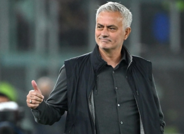 Mourinho: “Tôi chỉ cần có một trong ba cầu thủ đó”_69284723a5a3f.png