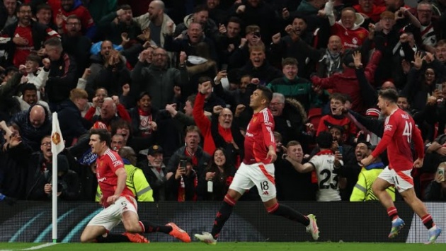 MU 5-4 Lyon: Kịch bản không tưởng; ‘Siêu người hùng’ Maguire_692839599e50a.jpeg