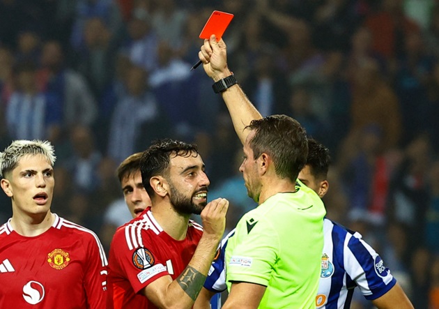 Nếu muốn giữ ghế, Ten Hag phải mạnh dạn “trảm” Bruno_69283f16d4810.jpeg