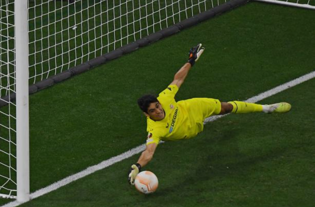 Người hùng Sevilla tiết lộ kế hoạch đánh bại Roma_692843f5a5890.png