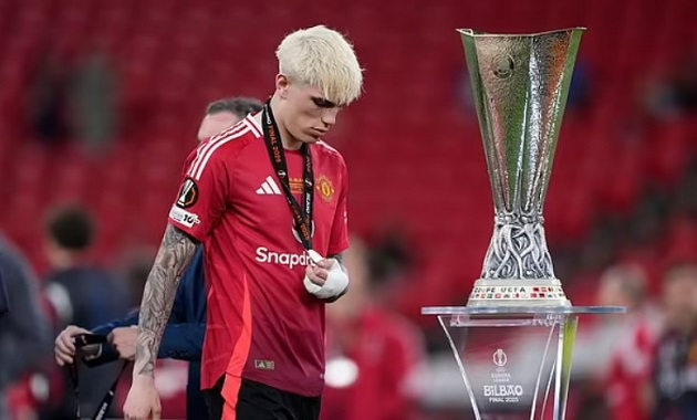 Người nhà Garnacho chỉ trích HLV Amorim sau trận chung kết_6928364124074.jpeg