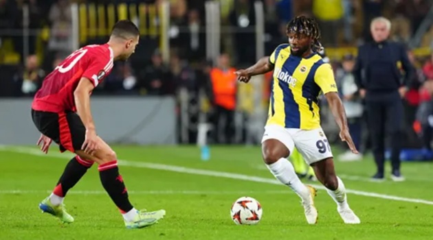 Paul Scholes ngán ngẩm với Dalot_69283e82e61d7.jpeg