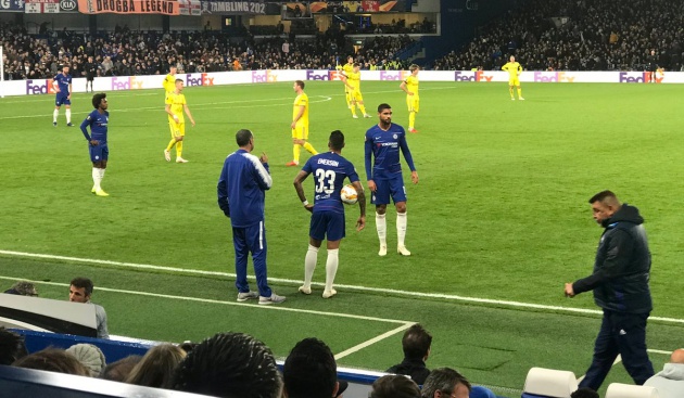 Sốc: Sarri “giáo huấn” cầu thủ lập hat-trick ngay trên sân_692861db0bdac.jpeg