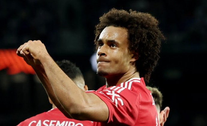 Sociedad 1-1 Man Utd: Dấu ấn Zirkzee; Onana tỏa sáng_69283b20b3ee5.jpeg