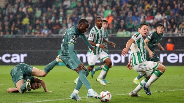 Son vắng mặt, Tottenham giành chiến thắng thứ 2 ở Europa League_69283f6ec59d4.jpeg