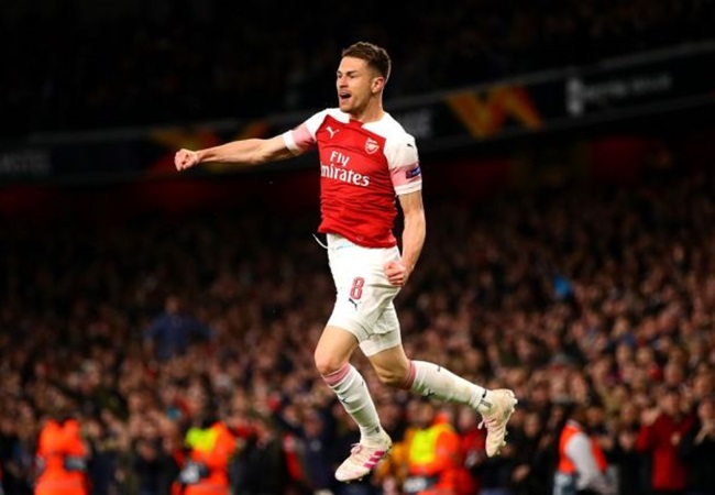 Thắng Napoli, Emery nói lời “đau lòng” về phong độ của Ramsey_69285dff04c51.jpeg