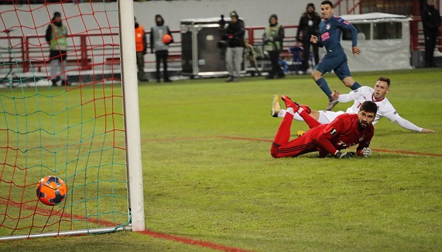 Torres lập cú đúp, Atletico hủy diệt Lokomotiv Moscow trên đất Nga_6928640b6f592.jpeg