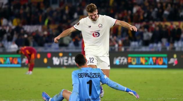 Totti kinh ngạc khi Roma sút hỏng ba quả phạt đền_6928351dced33.jpeg