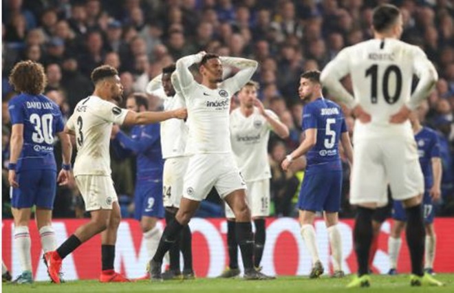 TRỰC TIẾP Chelsea 1-1 Frankfurt (Penalty 4-3) Hoan hô người hùng Kepa (KT)_69285cb75dce6.jpeg