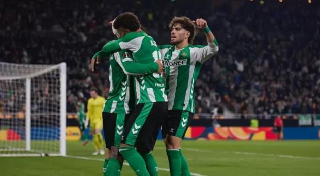 Antony tạo dấu ấn, Real Betis leo cao trên BXH Europa League_693fccd35c4a5.jpeg