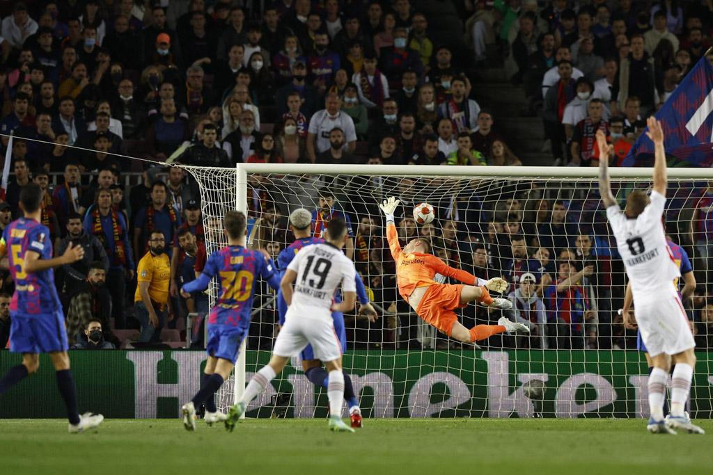 Barca vỡ Europa League: Nỗi ám ảnh của Xavi_693fe1701e2aa.jpeg