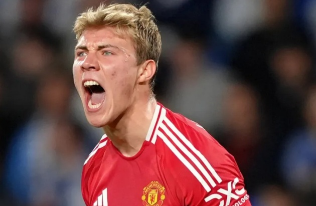 CĐV MU: “Cậu ta đã ngó lơ Hojlund”_693fd2320f476.jpeg