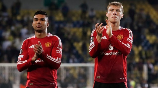 Fenerbahce 1-1 Man United: Ngả mũ trước Eriksen; Lại là Mourinho_693fd56b5f5e4.jpeg