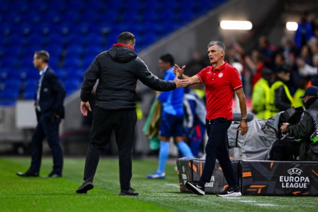 HLV Olympiacos ca ngợi Lyon sau trận đấu tại Europa League_693fd6552a7ce.jpeg