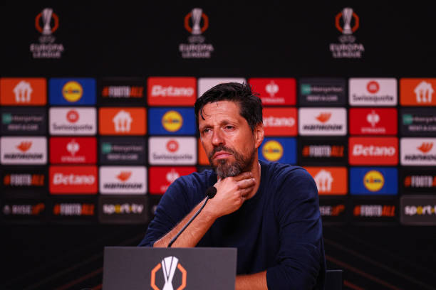 HLV Porto “ngả mũ” trước 3 cầu thủ Man Utd_693fd5c30a45a.jpeg