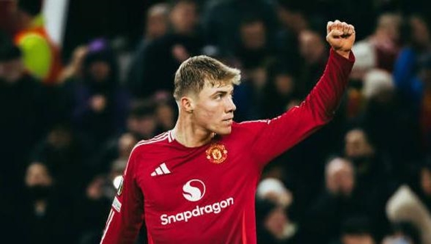 Hojlund: “Đó là lý do tôi mặc áo số 9”_693fd40a884a7.jpeg