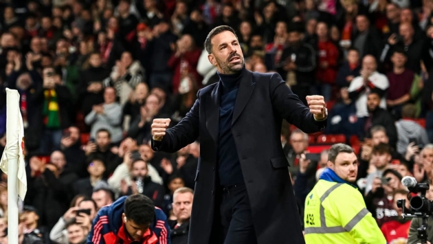 M.U đấu PAOK: Cơ hội chứng minh năng lực của Van Nistelrooy trước Amorim!_693fd4ee29487.jpeg