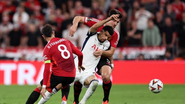 Maguire bị chỉ trích ngây thơ_693fce641fa5d.jpeg