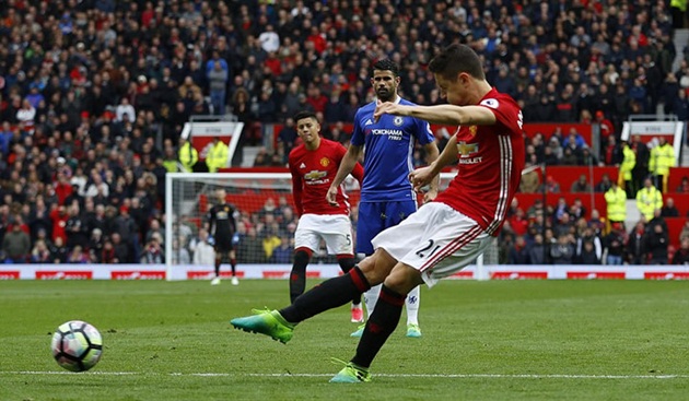 Man United khốn đốn tại Old Trafford: Thành bại tại… Herrera?_693ff5bd9fa5e.jpeg