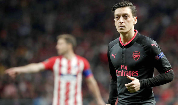 “Mesut Ozil không xứng đáng khoác áo Arsenal”_693ff35193ba3.jpeg