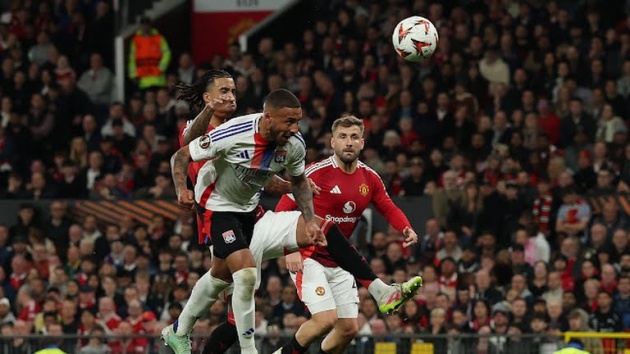 MU gom tiền thưởng từ UEFA khi hạ Lyon nghẹt thở_693fd081c1332.jpeg