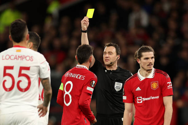 MU sẽ không vui với trọng tài bắt chung kết Europa League_693fcf0d64a9a.jpeg