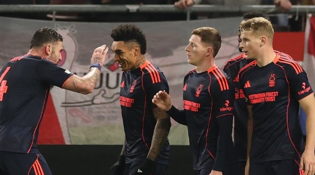 Nottingham đánh bại Utrecht 2-1, Igor Jesus tỏa sáng với bàn thắng quyết định_693fcc32d5ad1.jpeg