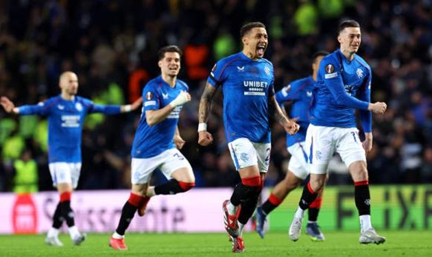 Rangers 0-2 Fenerbahce (pen 3-2): Mourinho bất lực; Người cũ M.U hóa tội đồ trên chấm luân lưu_693fd1d9605e3.jpeg