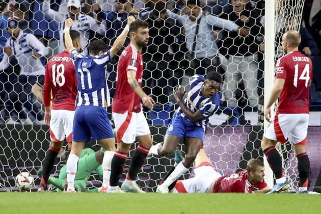 Robert Earnshaw: “Onana bất lực”_693fd6323db44.jpeg