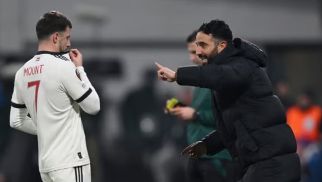 Ruben Amorim chưa thể lắp ghép bộ khung cho Man United_693fd38fb191b.jpeg